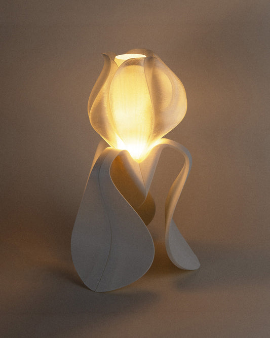 Lampe à poser IRIS LAMINA blanche