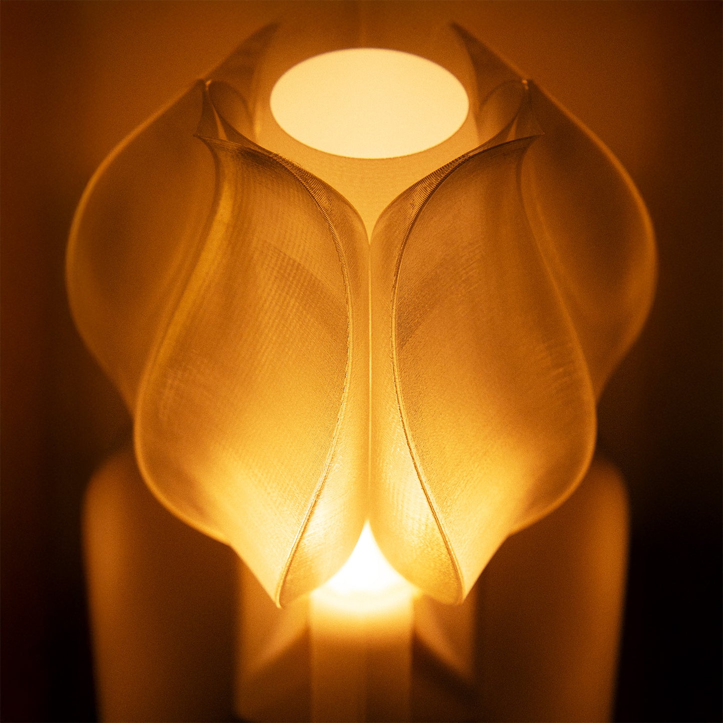 IRIS LAMINA white table lamp
