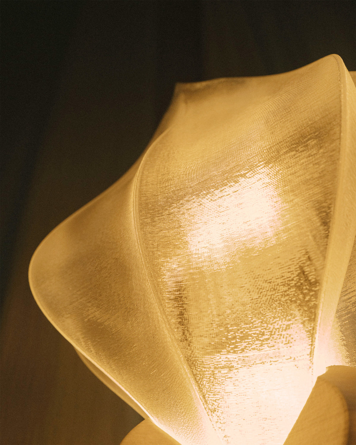 IRIS GEMMA Table Lamp
