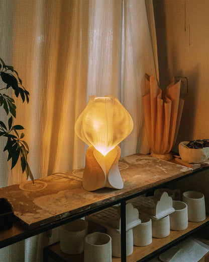 IRIS GEMMA Table Lamp
