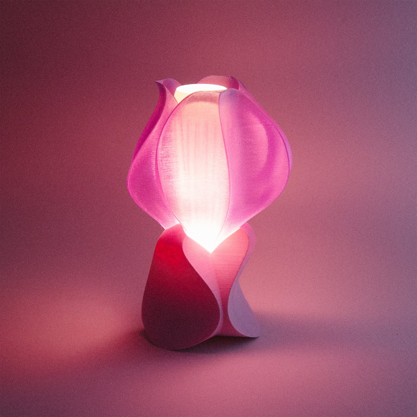 IRIS LAMINA mini pink table lamp