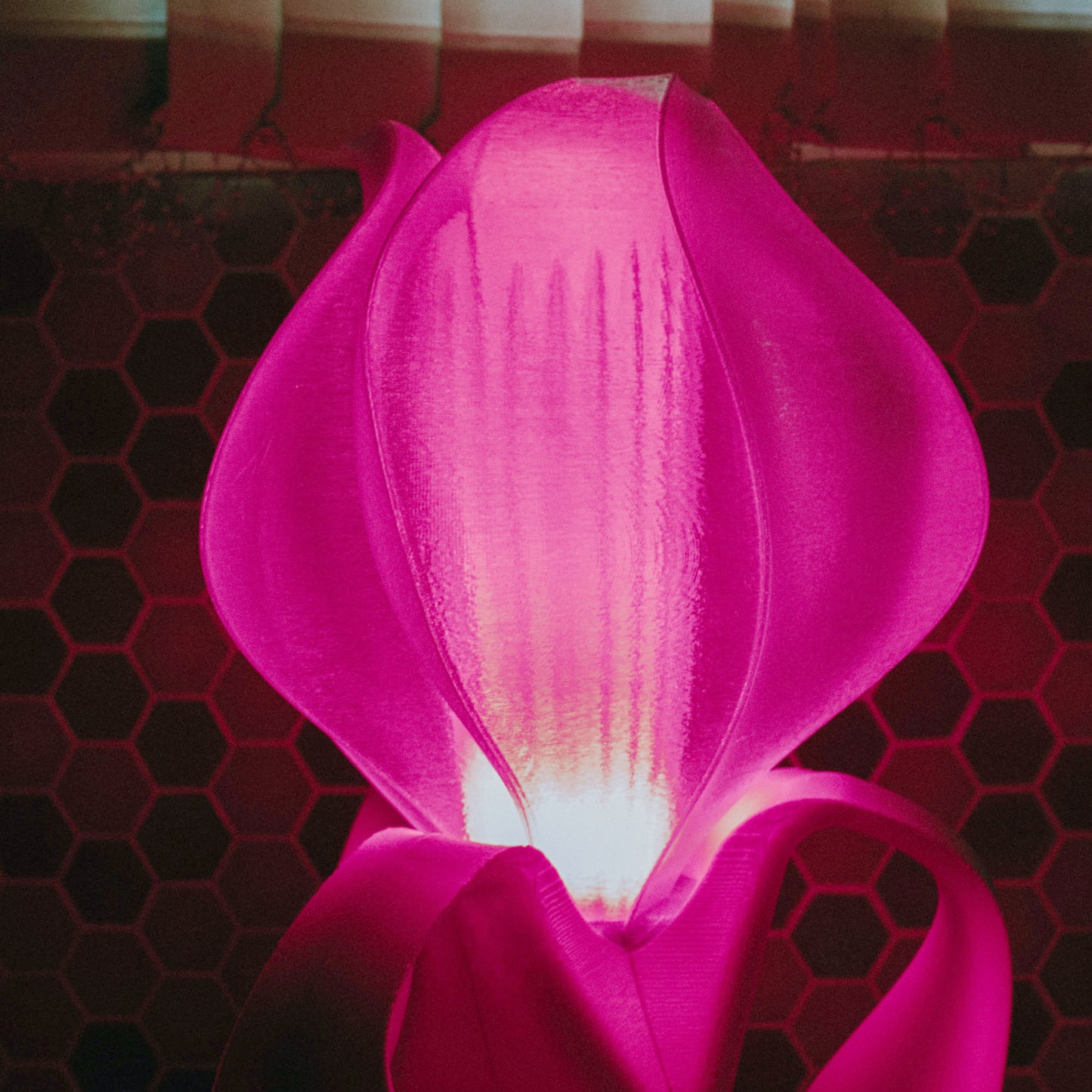 Lampe à poser IRIS LAMINA rose