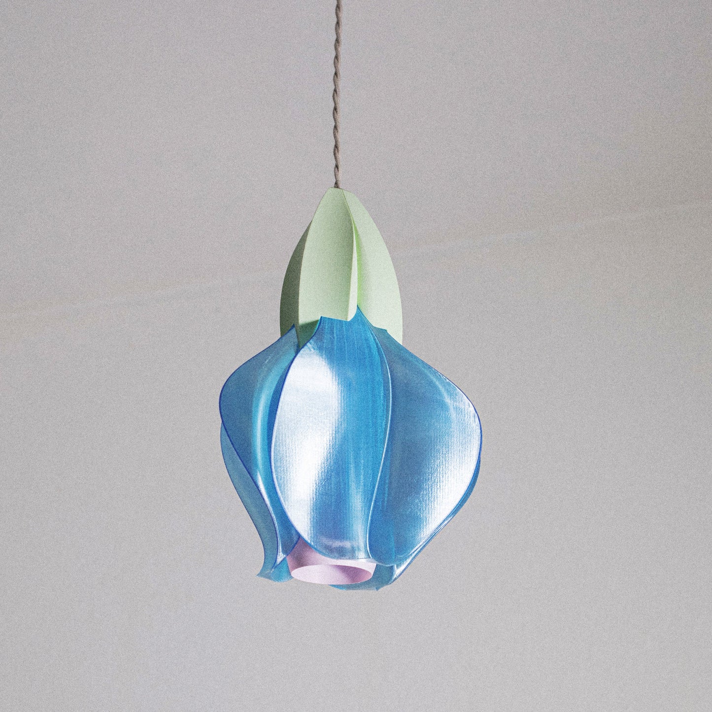 IRIS FILAMENTUM mini green pendant light